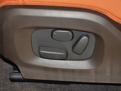 2013款 2.0T 自动 3门耀动版 4座
