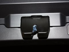 2013款 2.0T 自动 3门耀动版 4座