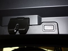 2013款 2.0T 自动 3门耀动版 4座
