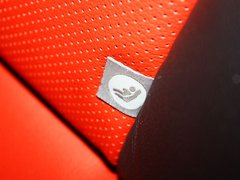2013款 2.0T 自动 3门耀动版 4座
