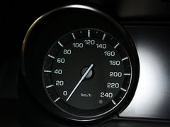 2013款 2.0T 自动 3门耀动版 4座