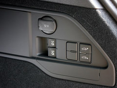 2013款 V6 3.0TSI 自动 限量奢华版 5座