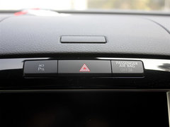 2013款 V6 3.0TSI 自动 限量奢华版 5座