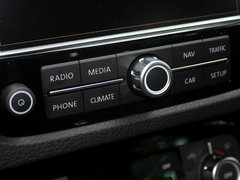 2013款 V6 3.0TSI 自动 限量奢华版 5座