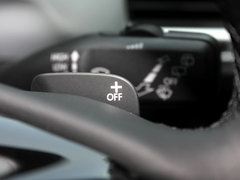 2013款 V6 3.0TSI 自动 限量奢华版 5座