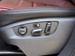 2013款 V6 3.0TSI 自动 限量奢华版 5座