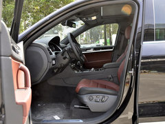 2013款 V6 3.0TSI 自动 限量奢华版 5座