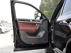 2013款 V6 3.0TSI 自动 限量奢华版 5座