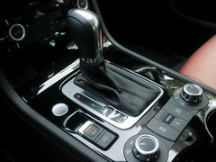 2013款 V6 3.0TSI 自动 限量奢华版 5座