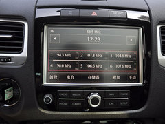 2013款 V6 3.0TSI 自动 限量奢华版 5座