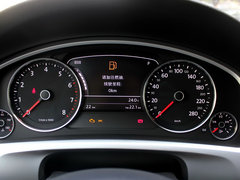 2013款 V6 3.0TSI 自动 限量奢华版 5座