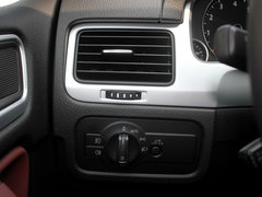 2013款 V6 3.0TSI 自动 限量奢华版 5座
