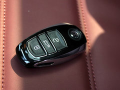 2013款 V6 3.0TSI 自动 限量奢华版 5座