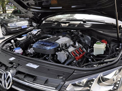 2013款 V6 3.0TSI 自动 限量奢华版 5座