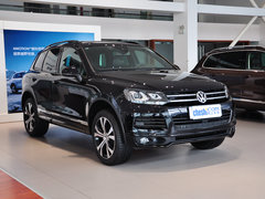 2013款 V6 3.0TSI 自动 限量奢华版 5座