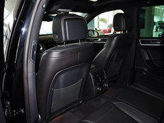2013款 V6 3.0TSI 自动 限量奢华版 5座