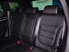 2013款 V6 3.0TSI 自动 限量奢华版 5座
