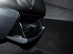 2013款 V6 3.0TSI 自动 限量奢华版 5座