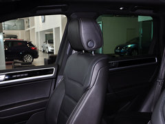 2013款 V6 3.0TSI 自动 限量奢华版 5座