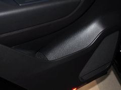 2013款 V6 3.0TSI 自动 限量奢华版 5座