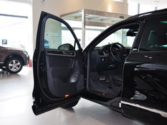 2013款 V6 3.0TSI 自动 限量奢华版 5座