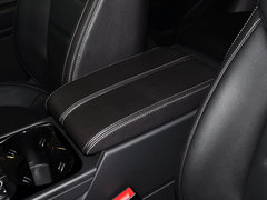 2013款 V6 3.0TSI 自动 限量奢华版 5座