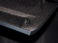 2013款 V6 3.0TSI 自动 限量奢华版 5座