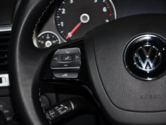 2013款 V6 3.0TSI 自动 限量奢华版 5座