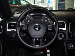 2013款 V6 3.0TSI 自动 限量奢华版 5座