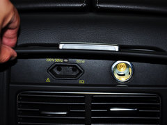 2013款 V6 3.0TSI 自动 限量奢华版 5座