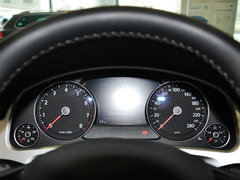 途锐 2013款 V6 3.0TSI 自动 限量奢华版 5座