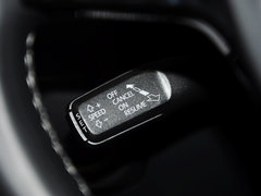 2013款 V6 3.0TSI 自动 限量奢华版 5座