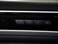 2013款 V6 3.0TSI 自动 限量奢华版 5座