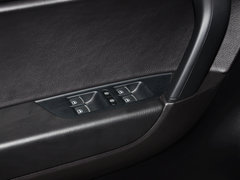 2013款 V6 3.0TSI 自动 限量奢华版 5座