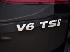 2013款 V6 3.0TSI 自动 限量奢华版 5座