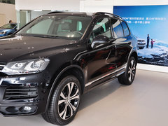 2013款 V6 3.0TSI 自动 限量奢华版 5座