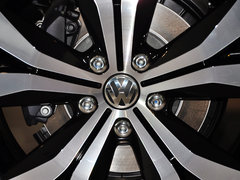 2013款 V6 3.0TSI 自动 限量奢华版 5座