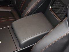 2013款 5.0T 自动 V8 ST3