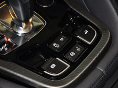 2013款 5.0T 自动 V8 ST3