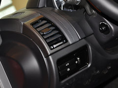 2013款 5.0T 自动 V8 ST3