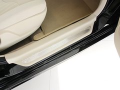 2013款 2.0L 自动 豪华型