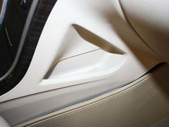 2013款 2.0L 自动 豪华型