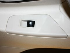 2013款 2.0L 自动 豪华型
