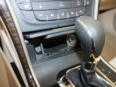 2013款 2.0L 自动 豪华型