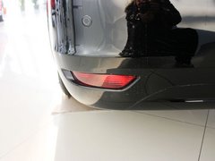 2013款 2.0L 自动 豪华型
