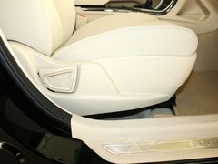 2013款 2.0L 自动 豪华型