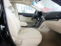 2013款 2.0L 自动 豪华型