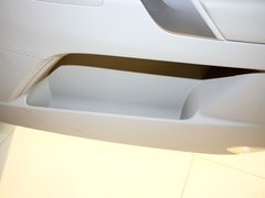 2013款 2.0L 自动 豪华型