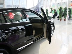 2013款 2.0L 自动 豪华型