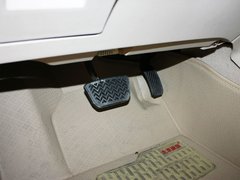 2013款 2.0L 自动 豪华型